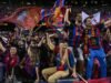Barcelona mendapat izin dari pihak berwenang untuk menghadirkan 700 penggemar dari bagian perayaan melawan Atlético