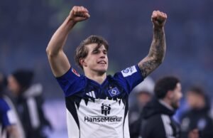 Barcelona sedang mengadakan “diskusi awal” tentang penandatanganan bek tengah pendatang baru Bundesliga