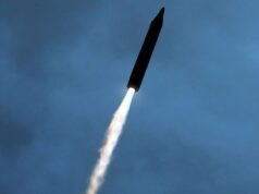 Korea Utara menembakkan selusin rudal balistik ke Laut Jepang, kata Korea Selatan