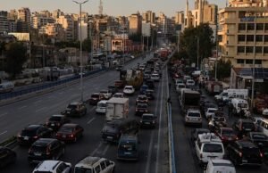 Eksodus massal dari Beirut selatan tak lama setelah tentara Israel menyerukan evakuasi dari kubu Hizbullah yang memiliki hubungan dengan Iran