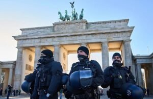 Jerman / Terorisme: Empat orang dihukum karena mendirikan depot senjata atas nama Hamas