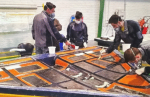 Perang di Ukraina: Mereka bekerja dua belas jam sehari dengan upah murah… Di Rusia, para remaja telah mendaftar untuk produksi massal drone kamikaze