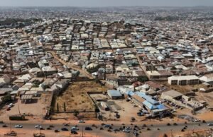 Di Nigeria, serangan yang dilakukan “beberapa ratus orang” terhadap tim keamanan menyebabkan 20 orang tewas di negara bagian Plateau