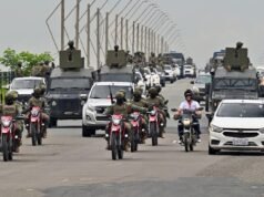 Ekuador melancarkan operasi anti-narkoba selama lima belas hari dengan dukungan Amerika Serikat, 75.000 tentara dikerahkan