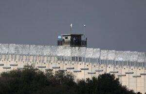 Langsung: UNIFIL mengumumkan kematian dua penjaga perdamaian tambahan di Lebanon selatan