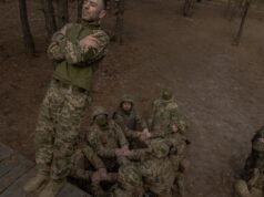 Menghadapi kekurangan tentara, tentara Ukraina berusaha memodernisasi pelatihannya