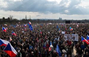 Republik Ceko: Ribuan demonstran berkumpul menentang kebijakan Andrej Babis yang pro-Rusia