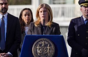 Setelah melemparkan bahan peledak pada demonstrasi di New York, polisi berbicara tentang ‘aksi teroris yang terilhami’. oleh kelompok ISIS