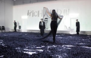 “Richard III” di Cermin Masa Kini oleh Itay Tiran