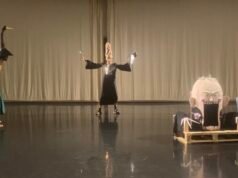 Festival Keledai oleh Mila Tisserant