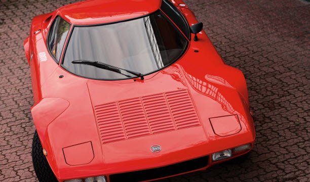 Mobil itu dirancang oleh Marcello Gandini untuk Bertone. Foto Lancia