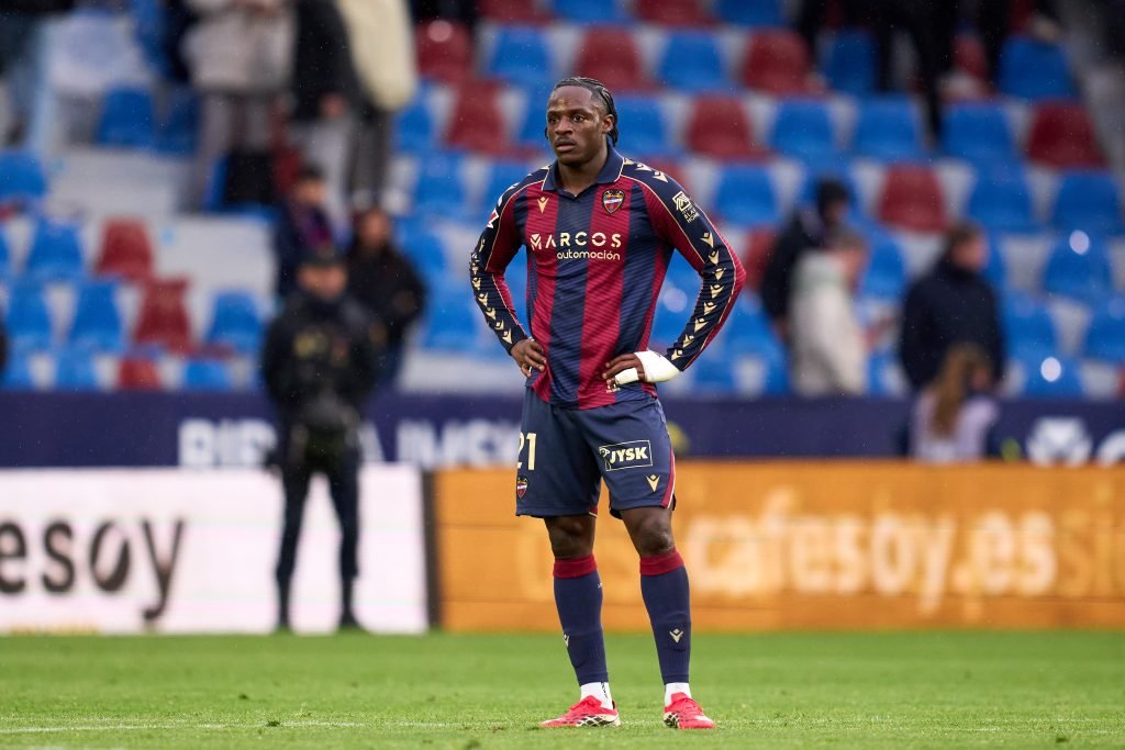 Etta Eyong, pemain Levante