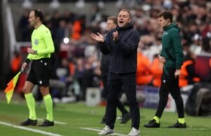 Hansi Flick berbicara tentang Bernal, Pedri dan Araujo setelah kemenangan 1-1 Newcastle United melawan Barcelona