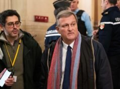 Live Municipal 2026. Mantan Walikota LR Perpignan bergabung dengan RN Louis Aliot di Perpignan