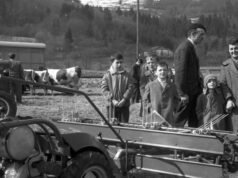 Gambar. Pada bulan Maret 1966, pekan raya ikan haring ke-82 di Rupt-sur-Moselle membuat jantung komersial seluruh lembah berdebar kencang.