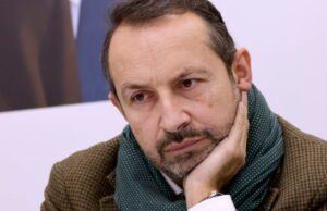 Kota 2026. Kandidat RN yang dicairkan investasinya di Dunkirk, seorang royalis dari Action Française muncul di daftarnya