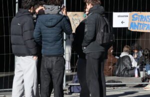 kebuntuan di Sciences Po Strasbourg mengenai pluralisme demokratis