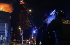 pemuda bersenjata itu dipanggil ke pengadilan