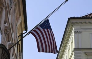 Norwegia. Ledakan di luar Kedutaan Besar AS di Oslo, asal usulnya tidak diketahui