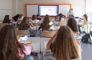 Pendidikan. Kelompok kebutuhan sekolah menengah akan diluncurkan pada awal tahun ajaran 2024 dan akan menjadi opsional