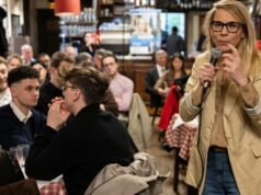 Kotamadya 2026. Di Strasbourg, ‘kekerasan ultra-kiri’ menjadi inti pertemuan publik terakhir Virginie Joron