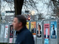 mengikuti malam pemilihan dan hasil putaran pertama