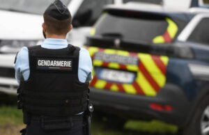 Jala. “Dia berhasil keluar dari mobil”: Seorang pria yang diduga melakukan pemerkosaan melarikan diri saat dia kembali ke penjara