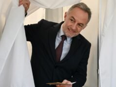 Live Municipal 2026. Di Paris, Grégoire (PS) unggul jauh dengan 36,5%, mengungguli Dati (LR) dengan 24,9%