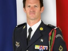 Perang di Timur Tengah. Macron, yang memberikan penghormatan nasional kepada Arnaud Frion, akan segera bertemu dengan jandanya