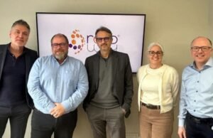 Negara Savoy. Membangun kehadiran di Amerika Serikat atau Kanada: Rézoway memberikan kuncinya kepada perusahaan