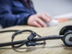 lebih banyak dokter, namun distribusinya masih buruk