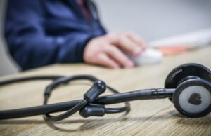 lebih banyak dokter, namun distribusinya masih buruk