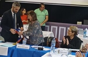 Vosges. Thaon-les-Vosges: Cédric Haxaire, walikota, dan dewannya secara resmi dilantik