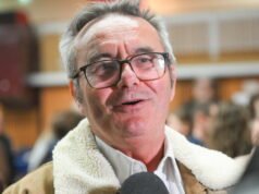 Fabrice Georgin membuat kejutan dan memenangkan balai kota dengan tiga suara