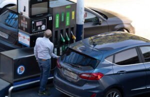 Alami perang di Timur Tengah. SPBU diperbolehkan menjual solar yang kurang tahan terhadap dingin, dua orang meninggal di Abu Dhabi