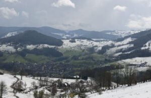 juga. Salju kukuk di Vosges dan dingin yang menyengat di dataran