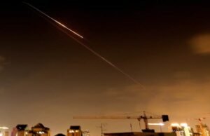 Alami perang di Timur Tengah. Houthi Yaman menyerang Israel dan bandara Kuwait menjadi sasaran serangan drone