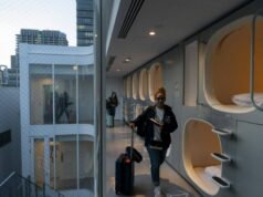 konsep hotel kapsul (minimalis).