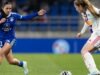Sepak bola. Suatu pencapaian yang luar biasa! Gadis-gadis dari Strasbourg Racing Club akan bersaing dengan Lyon yang tak terkalahkan di Meinau!