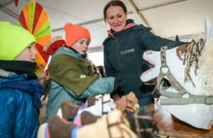 Vosges. Jejak terroir Vosges di Épinal: dukungan kepada asosiasi Le pied à l’étrier untuk membantu wanita yang menderita kanker payudara