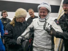 Astronot Mike Fincke membahas kehilangan kemampuan bicaranya yang tiba-tiba di ISS