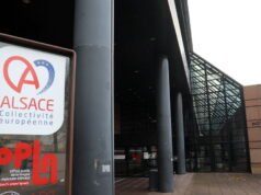 Timur Besar. Keluarnya dari Alsace disahkan oleh para deputi di komite