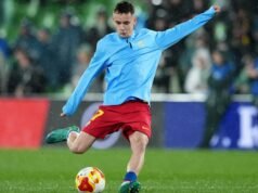 Bagaimana gelandang Barcelona bisa memegang kunci kesepakatan permanen dengan bek veteran tersebut