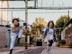 SELATAN DUA KALI oleh Katerina Andreou & Mélissa Guex