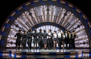 “Top Hat” Irving Berlin untuk pertama kalinya di Théâtre du