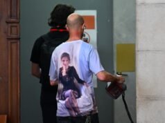 Hukuman siswa diadili atas pembunuhan gurunya Agnès Lassalle: 15 tahun penjara pidana