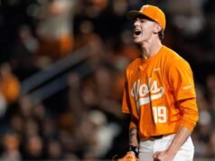 Appenzeller menerima dua penghargaan pertengahan musim dari Baseball America dan Perfect Game