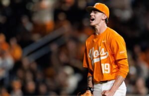 Appenzeller menerima dua penghargaan pertengahan musim dari Baseball America dan Perfect Game