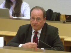 Di Senat, François Hollande membela warisan Perjanjian Paris dalam menghadapi ketegangan internasional