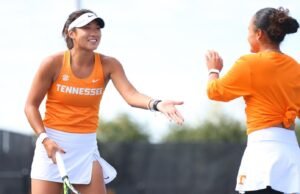 #15 Lady Vols siap untuk pertarungan di #33 South Carolina, #1 Georgia
